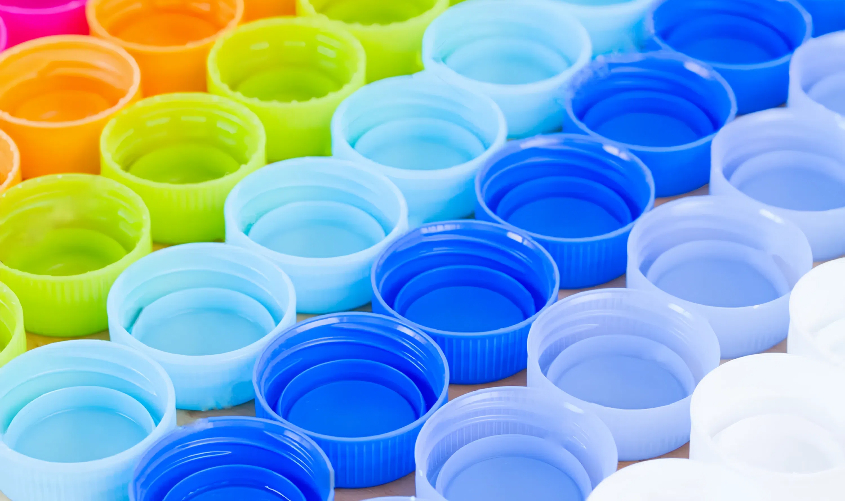 Plastic flesdoppen